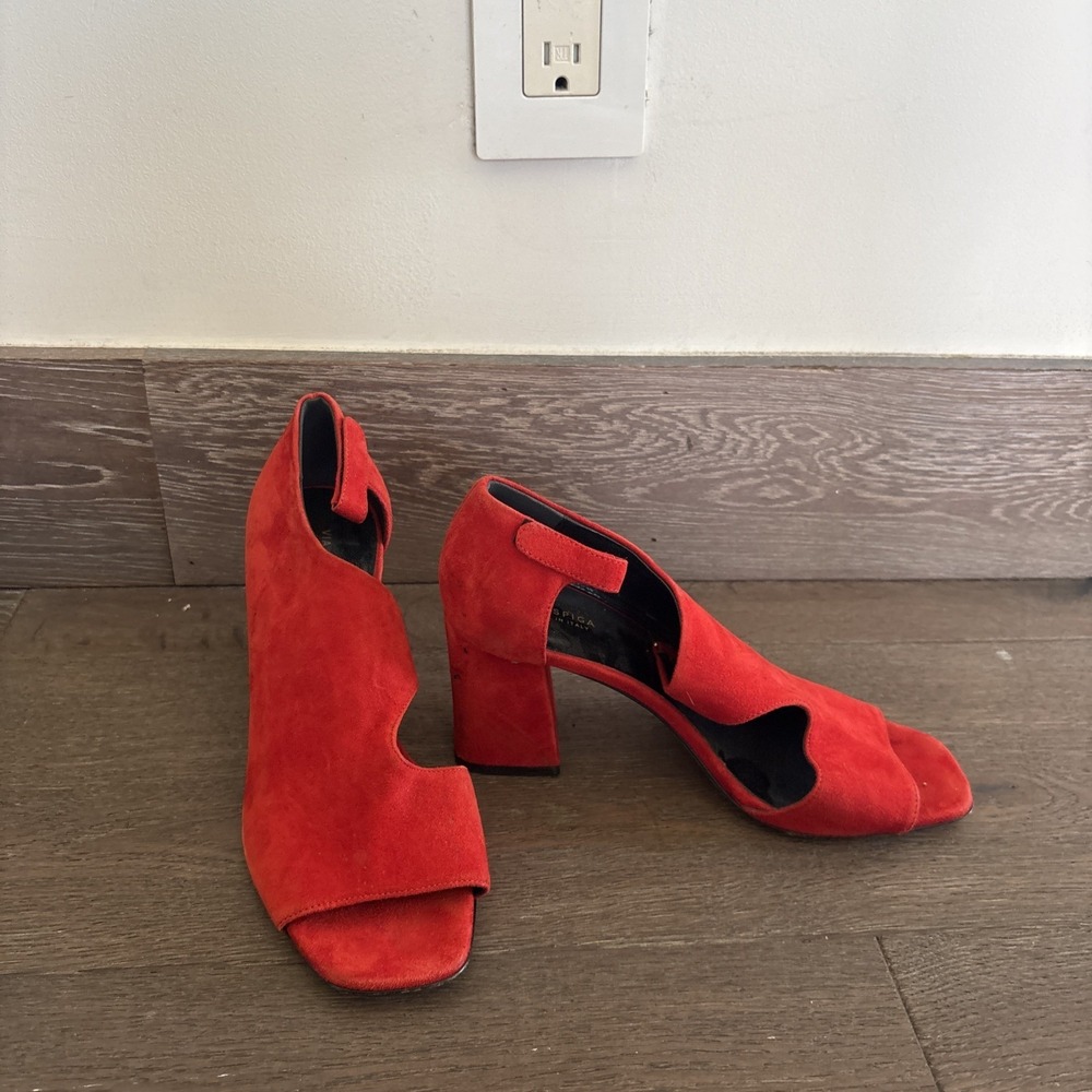 via spiga Red Pump Sandels Peep Toe Design Sturdy Block Heal Size 6.5 Women's